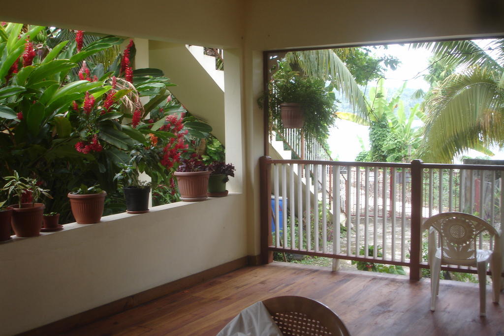 بورت أنطونيو Finjam Cottage المظهر الخارجي الصورة